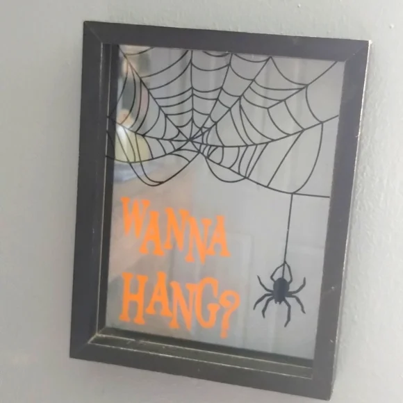 NWT Halloween frame - Picture 2 of 3